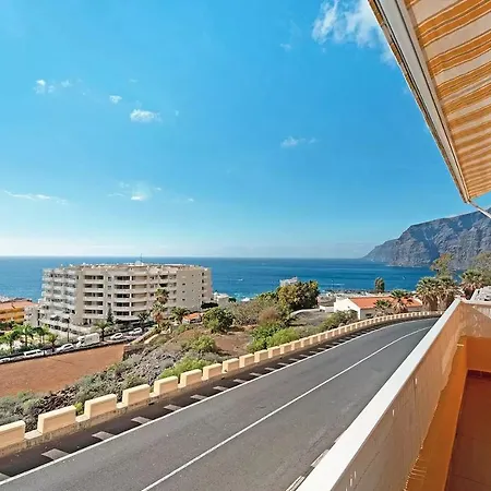 En Gigantes, Tenerife
